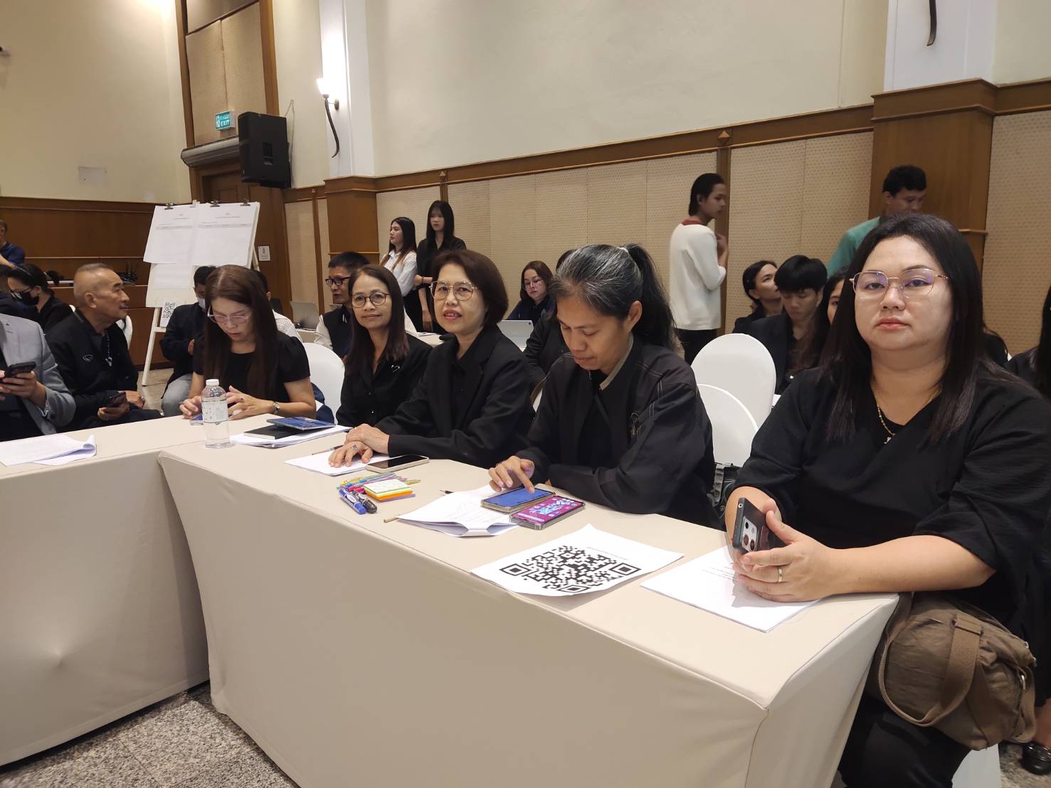 title - ประชุมกลุ่มย่อยเพื่อร่วมกันพิจารณาประเด็นการพัฒนาจังหวัดตามแผนพัฒนาจังหวัดจันทบุรี พ.ศ. 2571 - 2575 และประชุมเชิงปฏิบัติการเพื่อจัดทำข้อเสนอโครงการตามแผนปฏิบัติราชการประจำปีงบประมาณ พ.ศ. 2571 และจัดทำโครงการที่มีคุณภาพของจังหวัดตามประเด็นการพัฒนา